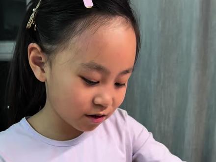 开心格格手工课堂之(六):拼豆爱心❤️
#手工小妙招 #拼豆 #拼豆日常 #手工 #亲子时光