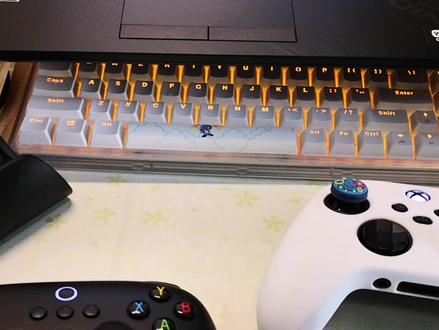 【外设】八位堂猎户座真无线VS Xbox series手柄! #游戏手柄 #手柄 #耳机 #游戏外设 #鼠标 #蓝牙耳机 #吃鸡神器 #桌面改造 #无线耳机 #掌机