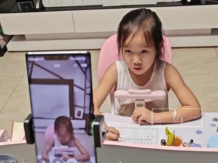 家长用“豆包”监督孩子写作业,能时刻提醒 还情绪稳定 #豆包 #监督作业 #情绪稳定 @抖音小助手