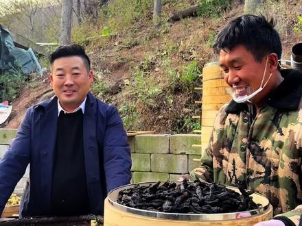 伏牛山下,古法炮制,九蒸九晒黄精茶……