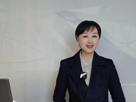 给别人倒酒,要知道这5个行为礼仪#人际交往 #礼仪 #酒局 #饭局 @抖音小助手 @DOU+小助手