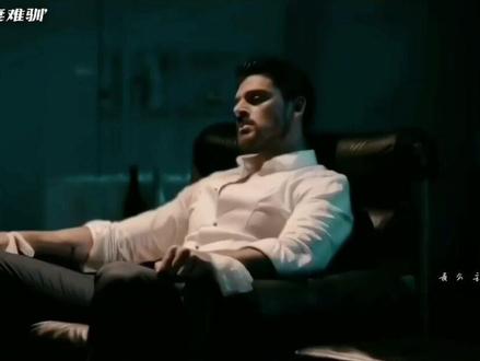 365dni2‘最新预告里的女二 导演选角太绝了吧 男二女二的颜也吸我 不仅期待27号的剧情😍’
#365dni #michelemorrone