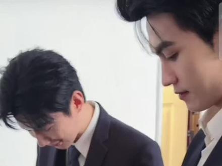 四面佛=吾岸
好甜🥰🥰🥰谁说不好看的,那可太好看了😘😘😘#B站