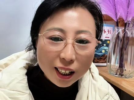 两段视频无缝衔接教程来了#知识科普 #无缝衔接 #手机拍摄剪辑 #教程@抖音创作小助手 @抖音来客官方助推官 @抖音媒体内容优推官