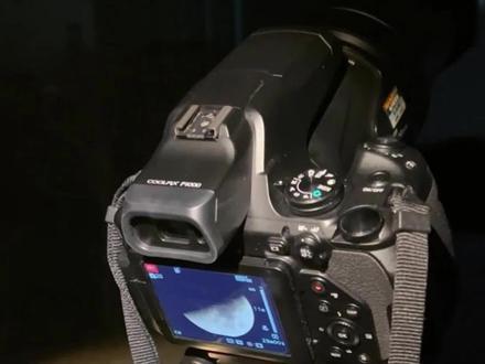 5000多的尼康超级变倍相机实拍月亮,和天文望远镜拍到的区别大吗?#天文望远镜 #天文观测 #拍月亮 #男人玩具 #月球