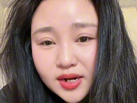 热巴春晚人鱼妆冤不冤?#谁给迪丽热巴化的妆 #春晚热巴舞蹈 #热巴春晚