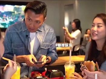 陪伴谢霆锋26年,甩掉富豪未婚生女,如今46岁的她现状如何?