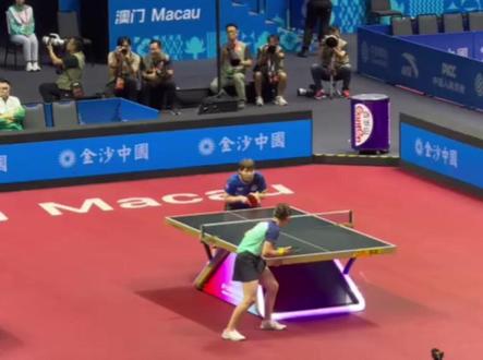 恭喜陈梦4:1朱雨玲荣获铜牌#陈梦