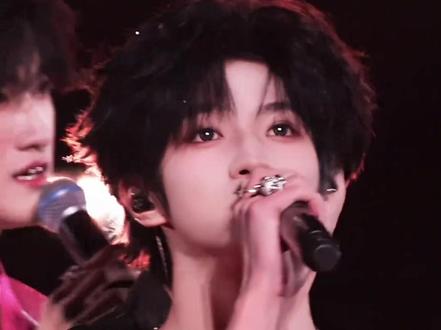 计划有变,穆祉丞力挺国足 #穆祉丞 #tfing #足球 #恩仔 #帅哥