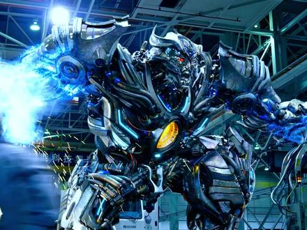 惊破天的真正实力有多强?拥有一击必杀的能力 #变形金刚 #机甲 #擎天柱 #威震天 #科幻电影