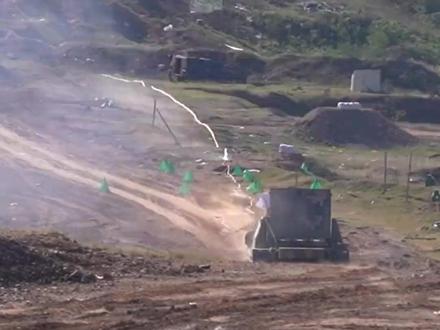 别问,问就是有点功夫在身上(视频来源:中国军号)