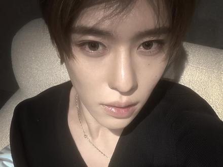 让我们一起内个内个哈达#吴是温#sion
yc:@我牙好痛