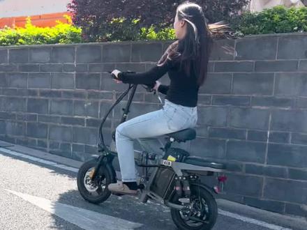 绿源新款折叠电动自行车 可家用代驾 爬坡动力强劲 小巧轻便可折叠放后备箱#折叠车 #电动车 #代驾折叠电动车 #新国标电动车 #折叠电动自行车