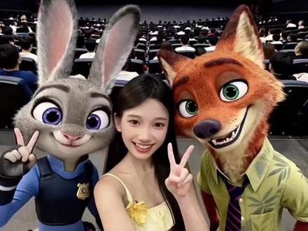 疯狂动物城2合照动态视频制作教程 疯狂动物城合照动态视频教程 疯狂动物城ai合照剪映 疯狂动物城ai合照豆包指令 疯狂动物城ai合照特效教程 #疯狂动物城合照我先预制上了 疯狂动物城2朱迪尼克同框特效 尼克狐动态合拍教程 兔子警官甜酷拍照姿势 疯狂动物城2影院沉浸感合照 朱迪尼克情侣氛围感壁纸 豆包AI生成疯狂动物城细节指令 #疯狂动物城ai合照 #疯狂动物城情侣合拍 #疯狂动物城2 #即梦ai 预告风海报AI指令 尼克狐拟人化合拍教程 兔子警官职场风AI生成 疯狂动物城2高清无水印合照 朱迪尼克互动名场面复刻 疯狂动物城影院厅内全景合照 尼克狐渐变毛色AI调整指令 兔子警官耳饰搭配AI生成 疯狂动物城2暗色调电影海报 朱迪尼克雨中合拍AI教程 疯狂动物城AI生成参数调整技巧 尼克狐慵懒坐姿壁纸生成 兔子警官元气笑容AI指令 疯狂动物城2群像角色合照教程 疯狂动物城2尼克狐尼克高清图 尼克狐尼克情侣合拍教程 疯狂动物城ai合照豆包指令 兔子警官朱迪与狐狸尼克 疯狂动物城2ai合照口令 疯狂动物城俯拍豆包指令 疯狂动物城2海报 疯狂动物城电影院合照ai教程 狐狸警官和兔子警官 疯狂动物城2ai合照原图 尼克狐尼克和朱迪合照 疯狂动物城2电影海报 疯狂动物城人物图片 疯狂动物城2上映时间 疯狂动物城合拍教程 疯狂动物城二电影院合照教程 疯狂动物城ai两个人合照 疯狂动物城豆包口令 兔子警官特效 疯狂动物城图片横版 疯狂动物城2尼克狐尼克壁纸 疯狂动物城2图片 疯狂动物城电影院合照素材 尼克狐尼克特效 疯狂动物城ai指令 疯狂动物城海报 疯狂动物城2合影教程来啦 狐狸警官叫什么名字 疯狂动物城ai合照素材 疯狂动物城2豆包合照 疯狂动物城拍照姿势图片 疯狂动物城朱迪图片 尼克狐尼克情侣合拍 疯狂动物城电影院图片 疯狂动物城2ai合照教程 疯狂动物城图片素材 疯狂动物城2合照教程豆包 疯狂动物城 疯狂动物城ai合照 狐狸警官特效 疯狂动物城豆包p图 疯狂动物城2尼克狐尼克高清图 疯狂动物城电影院合照ai指令 疯狂动物城2合影ai 尼克狐尼克和朱迪 兔子警官帽子 疯狂动物城图片 疯狂动物城ai 疯狂动物城豆包 疯狂动物城合照ai 疯狂动物城2合照教程 狐狸警官壁纸 兔子警官ai生成 狐狸警官图片 疯狂动物城2合照ai 疯狂动物城AI合影教程