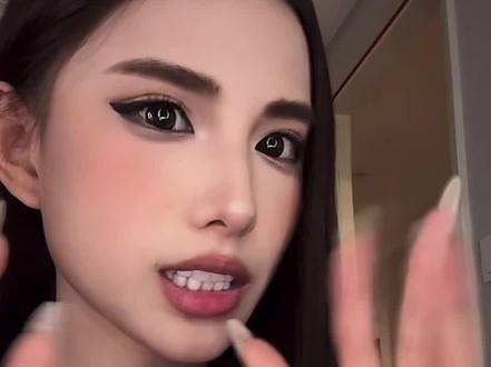 偶然刷到的主播助眠 真的很好听所以就怒发剪了一下
片段来源@雅雅子在干嘛_ #助眠 #asmr