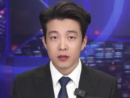 张雪机车站上世界之巅前,浙创投为什么会为其投资9000万元?公司危机时凑700万给员工发工资,张雪本人技术过硬,又有担当,这样的人不会输!#张雪机车