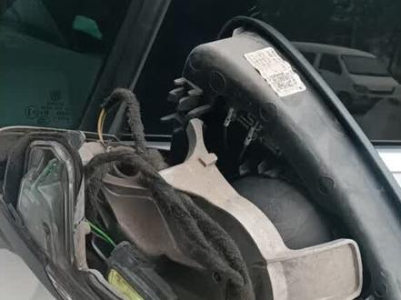 #大众 #途观l #倒车镜 #维修 2017款大众途观L倒车镜更换下壳子维修案例,分享给大家,以备不时之需🙏#洛阳