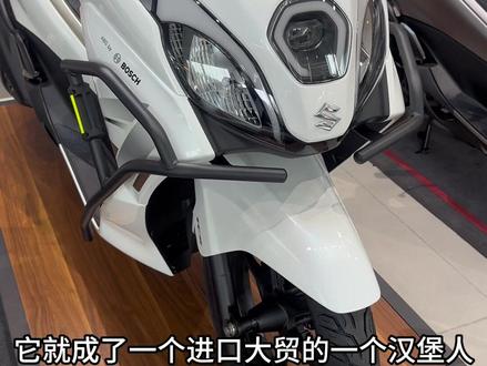进口车竟在我身边 哈哈哈#豪爵ufr150 #UFR #豪爵踏板