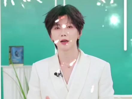 #热门话题 #膜法世家 #好客山东 #菏泽文旅#郝熠然 山东文旅,菏泽文旅,你们还在等什么快点邀请郝熠然 来做山东旅游代言人,有财力的小星河。小普洱冰淇淋看你们的行动了,别怪我们没有提醒@菏泽文化旅游 @好客山东