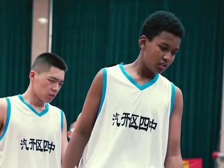 我知道鸳鸯鞋不让参加比赛,但没想到要求的这么严👍为裁判的认真负责点赞@冯傲妈妈