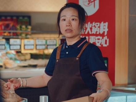 不是所有的弱小都值得被同情,老人说,可怜之人必有可恨之处……