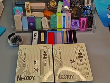 新式快乐edc辣条双材质开箱上手展示 (纯开箱展示 无测评无拆解)#辣条#edc #解压玩具 #玩一种很新的东西 #解压edc