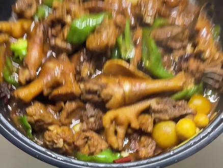 炒鸡#大学生 #美食 #日常分享 寝室小锅版颠勺