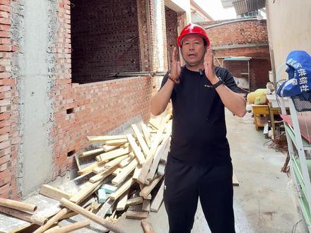 顺义文化营工地 悬挑阳台稳固耐看,门厅可灵活封闭调整,多样布局选择,满足不同居住需求。#北京顺义自建房 #农村自建房
