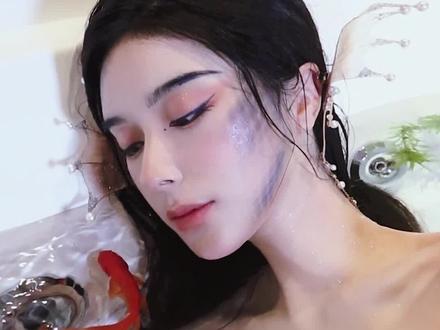 今天,我要做一条海的女鹅~(我这次真的没有说话!)#沉浸式化妆