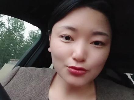 个人成长与财富自由|100天复利闭环实践 真正的成长,从不是靠运气逆袭,而是把简单的事,长期做、重复做、闭环做。
所有跨越式成长、被动收入、财富自由,底层只有两个字:复利。
每天精进0.01,一年后是原来的37.78倍;
每天懈怠0.01,长期只会原地停滞、持续内耗。
结合实践论底层逻辑,普通人最快翻身的路径:
输入写作 → 输出视频 → 复盘迭代
形成完整成长闭环,用实践验证认知,用行动击穿焦虑。
✅ 每日写作|向内扎根
读书学习、沉淀思考,把碎片化知识,转化成自己的底层认知,完成深度内化,告别假性学习。
✅ 每日视频|向外实践
公开输出所学内容,检验自己是否真的学会,分享价值、交付结果,杜绝只学不用、纸上谈兵。
✅ 每日复盘|持续迭代
接收反馈、总结得失、优化方法,每一次复盘,都是下一次成长的铺垫,持续精进、不断升级。
100天长期践行
不靠天赋、不靠机遇,靠日复一日的微小积累。
以量变积累质变,靠复利积累资产。
慢慢沉淀,持续深耕。
终会实现自我成长跃迁,解锁被动收入,奔赴真正的财富自由。
#复利 #姜胡说#自我成长#自媒体#拍视频