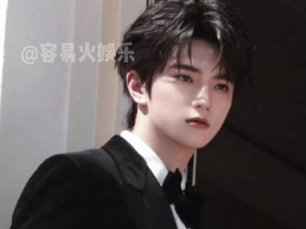 #穆祉丞登顶名人IP商业转化周报 这个05后少年穆祉丞未来可期~#穆祉丞 #tf家族