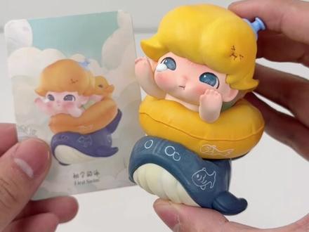 保姆级手感💯轻松拿捏DIMOO限定时光热款!
DIMOO限定时光系列手感码住!拿捏心愿款!
✨️186g初学游泳
整体很满,上下有轻微打盒
✨️182.4g早上坏
左右上部轻微打盒前后上部撞盒上下打盒✨️171.9g毛线小猫
左右很满,在中部有轻微对顶上下轻微打盒,前后在上部打盒明显重心在盲盒下部✨️170.3g风筝秘境
左右中下部轻微打盒前后摇不动,上下轻微打盒
✨️158.8g夏日青草地
前后柱状打盒,上部打盒明显左右中部打盒,上下打盒
✨️158.2g雨后彩虹
前后、上下摇不动,只有干燥剂声左右中上部打盒
✨️154.9g不愿告别
前后、左右下部轻微打盒上下轻微打盒
✨️141.7g雪秋千
左右上部打盒前后、上下摇不动
✨️140.4g宇宙之梦
前后柱状轻微打盒左右下部打盒明显上下打盒
✨️140.3g泥泞与鲜花
整体很满,前后超轻微打盒左右中部有对顶✨️137.1g走山路
前后、左右柱状撞盒明显上下打盒
✨️133.2g时间沙漏
整体很满,左右有干燥剂声
#我的盲盒分享#盲盒手感分享#DIMOO#大人也要玩玩具#泡泡玛特