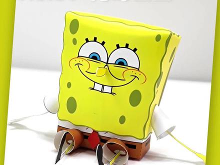 分享简易版海绵宝宝纸模型图纸,和最好的朋友去玩吧#亲子手工 #手工 #纸模型 #手工diy #简单小手工