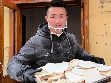 粘粘软软的芋泥紫薯年糕出锅了,全是真材实料,无任何添加剂。#唐饭饭芋泥紫薯年糕 #济宁唐饭饭芋泥紫薯年糕