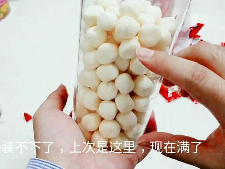 实验将120颗“旺仔牛奶糖”,用开水融化,和旺仔牛奶味道会一样吗?剥的很辛苦啊😂#分享温州美食