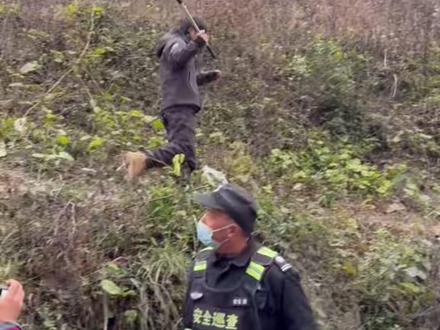 “七星山荒野求生”决赛第十天
林北退赛“卡点离开”
虽有遗憾 但已达成自己想要的目的
希望自己是一个永远带给大家快乐的人#林北 #荒野求生 #张家界七星山 #最新消息