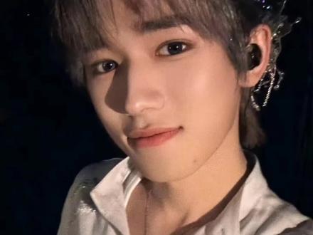 私生请放过宋亚轩#抵制私生饭#挡身致歉#宋亚轩请幸福