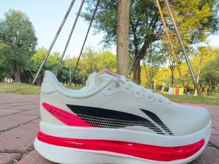 李宁跑鞋合集|哪双才适合你呢?
#李宁跑鞋 #飞电6c #飞电6e #赤兔9pro #赤兔9Ultra