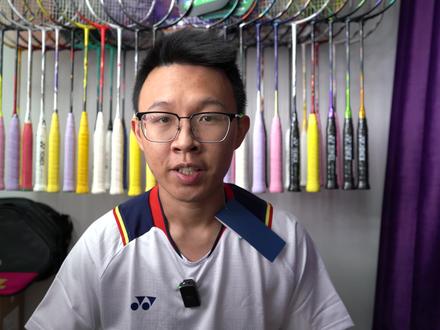 【白说】天斧77也pro了! #羽毛球拍 #yonex #天斧 #天斧77 #黄雅琼 #陈雨菲