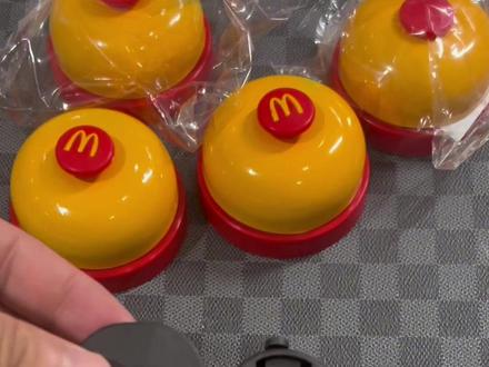 铃铛安装教程来了!谁还没有小铃销啊哈哈~也太好玩了叭#麦当劳玩具 #小铃铛#公路自行车#让骑行成为一种生活#麦当劳铃铛 公路车山地车自行车显眼包铃铛