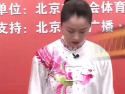 #运动让好事发生 @安踏体育八法五步第六式,踩。邱慧芳详细讲解教学#八法五步太极拳 #太极拳教学 #台上一分钟台下十年功 #弘扬中华武术 @DOU+小助手 @抖音小助手