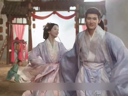 江湖夜雨十年灯迎来大结局,而全剧最大的幕后黑手便是戚云柯,戚云柯承了蔡平殊的恩情脱胎换骨,却终究没有蔡平殊的心胸和风骨,他以正义之名行罪恶之实,打着爱的旗号满足私欲!#好剧推荐 #二创 #江湖夜雨十年灯 #古装