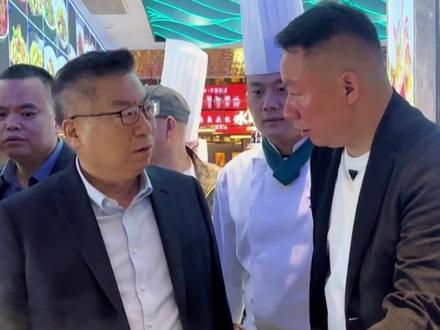 欢迎师爷石万荣大师莅临望海湾指导工作#现场实拍 #传递正能量