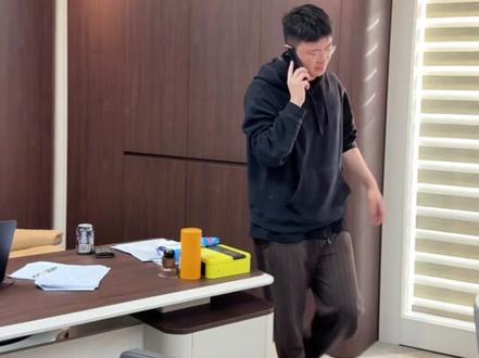 关于我哥的女朋友…🤫 #我是泽龙 #搞笑日常 #兄妹日常 #八卦 #抽象