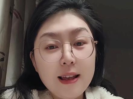 四年级下册第二单元习作《我的奇思妙想》 💡四年级下册第二单元习作《我的奇思妙想》满分攻略来啦!
第一步:教你找准写作方向,不怕没素材
第二步:拆分作文结构,下笔前先搭好框架,做到心中有数。
第三步:逐段教写技巧,细节描写不发愁
最后附赠优质范文,对照着写超简单!
家长点赞收藏!#四年级下册语文 #四年级下册语文第二单元作文 #四年级下册语文习作 #学霸秘籍 #家长课堂 @抖音小助手 @DOU+小助手