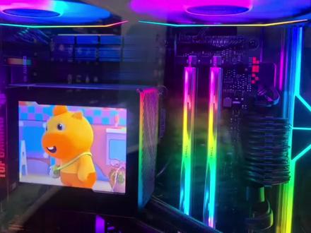 喜欢水豚噜噜可以去下载了#主机diy #游戏主机机箱 #炫酷电脑主机