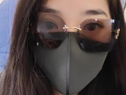 尚界Z7没啥可说的,价位贴身肉搏,配置更高更安全。很久没对一辆二十万的车动心了#尚界Z7