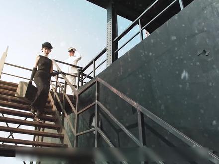 黑帮千金回国接管父亲的家业,不料竟半路遭人暗算#因为一个片段看了整部剧 #强烈推荐