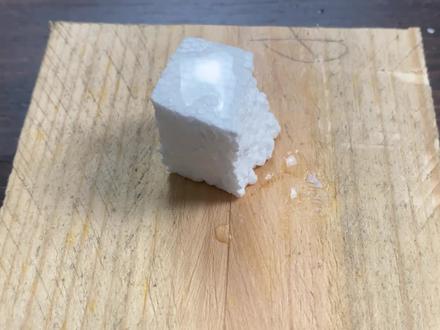 今天才知道,把502胶水跟泡沫结合在一起,修补的东西特别牢固 #DIY #实用技巧 #经验分享 #塑料件修复