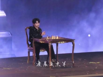 2026年快乐!!!发一个27号《来自天堂的魔鬼》原视频直出,现场尖叫的声音太大了,音乐都快盖过了,2026年俩个宝宝都要越来越好#来自天堂的魔鬼 #橹穆